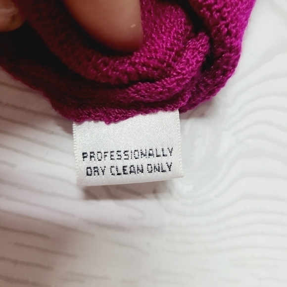 St. John Knit Camisole - Picture 5 of 6